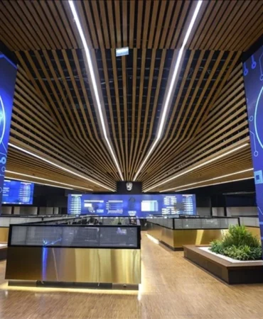 borsa-istanbulda-bist-100-endeksi-gune-yukselisle-basladi-3