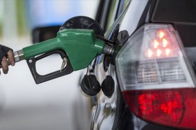 benzin-ve-motorine-indirim-xwwj