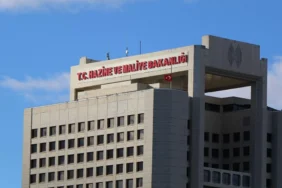 hazine-ve-maliye-bakanligi-bilgi-teknolojileri-acik-kaynak-yazilimlara-gecise-onderlik-yapiyor-1672049866