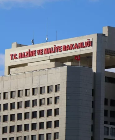 hazine-ve-maliye-bakanligi-bilgi-teknolojileri-acik-kaynak-yazilimlara-gecise-onderlik-yapiyor-1672049866